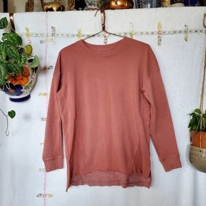 AMERICAN EAGLE Amazingly Soft Crew Neck Sweatshirt coral tunic S smedium